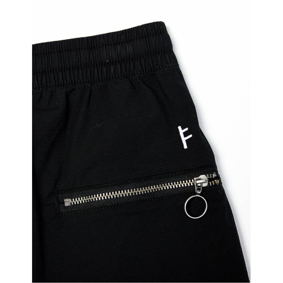 Former Violence Walkshort - Black