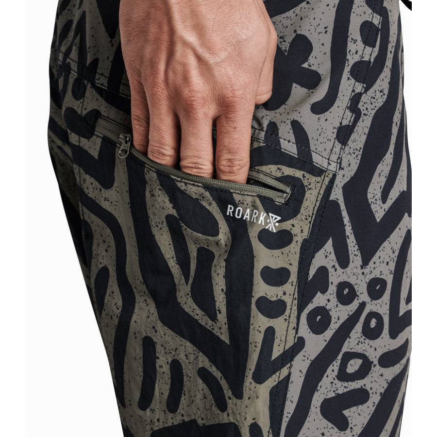 Roark Boatman 17" Boardshort Packable - Dark Military