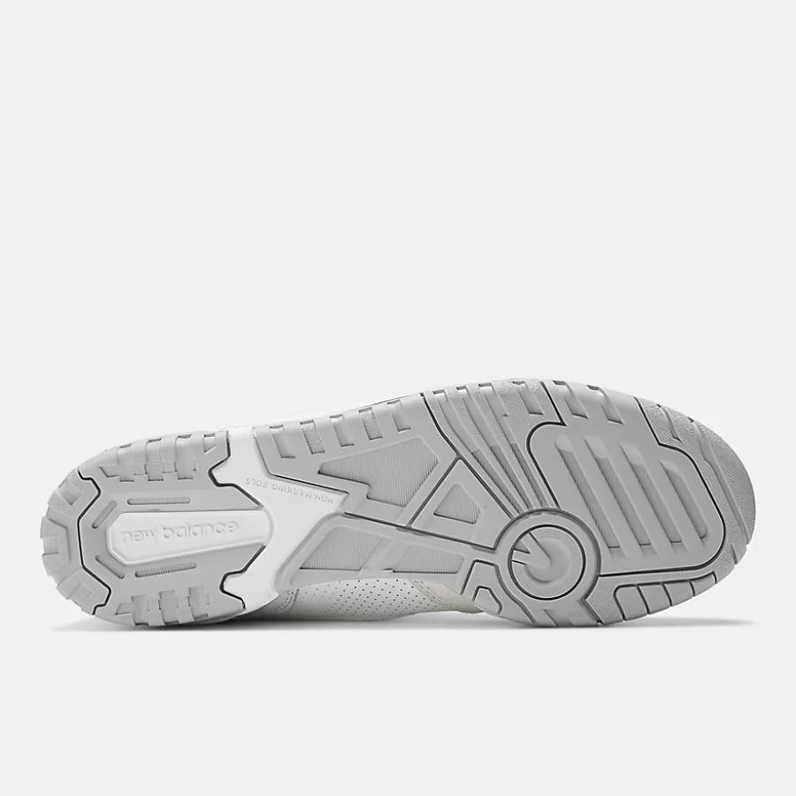 New Balance 650 - White / Black / Angora