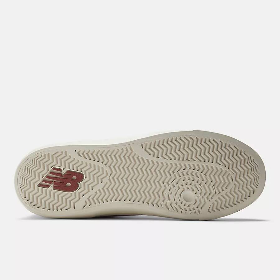 New Balance Numeric Franky Villani 417 - Sea Salt / Brick Red