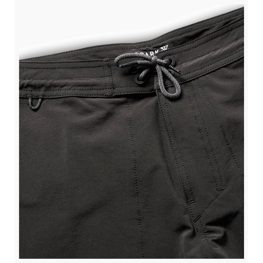 Roark Layover Trail 3.0 18'' Travel Short Packable - Black