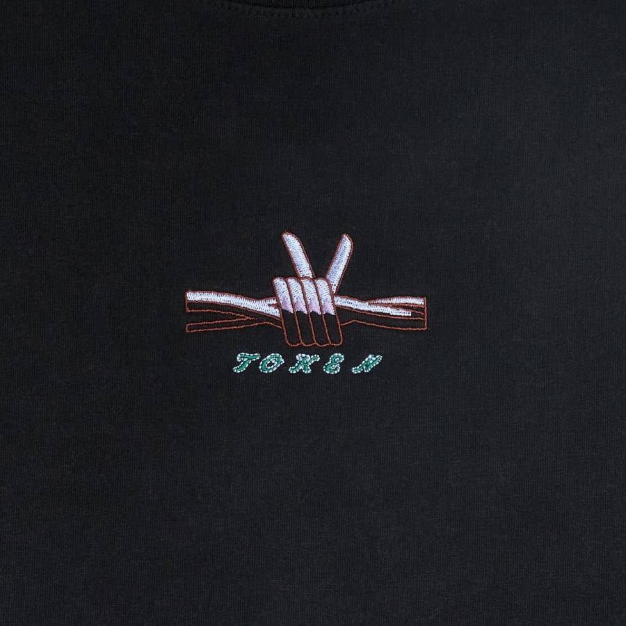 Token Peace Barb Crewneck - Black