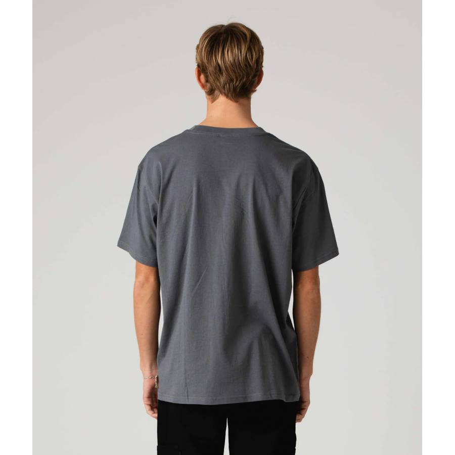 Former Legacy T-Shirt - Iron