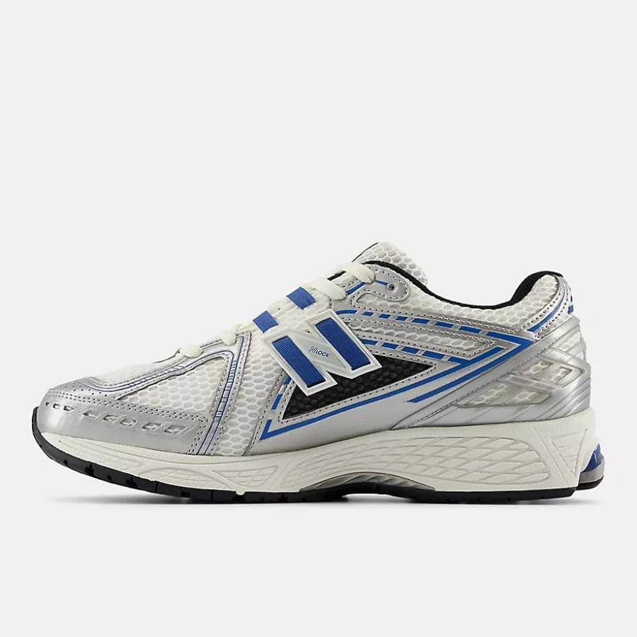 New Balance 1906R - Silver Metallic / Blue Agate / Sea Salt
