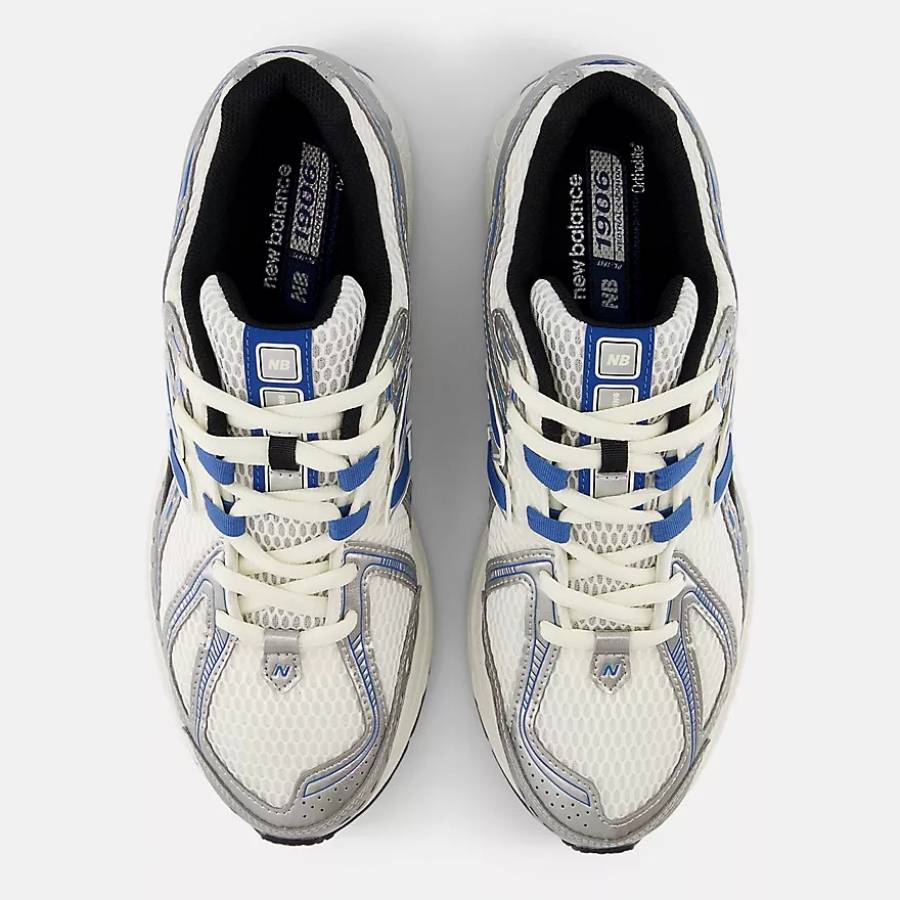 New Balance 1906R - Silver Metallic / Blue Agate / Sea Salt