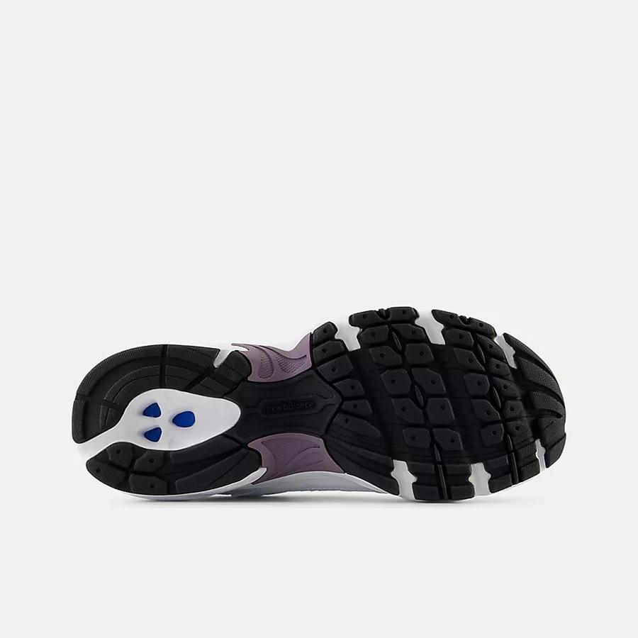 New Balance 530 Shoes - White / Dark Ice Wine