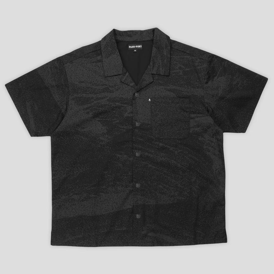 Pass Port Cave In Casual Shirt - Black
