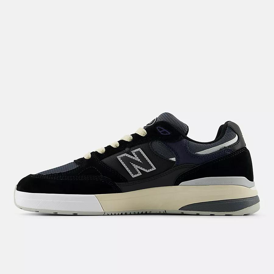 New Balance Numeric Reynolds 933 - Black / Eclipse